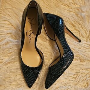 Jessica Simpson Prizma Textured Black Heels